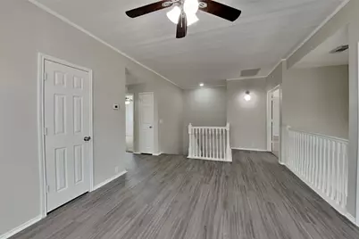 18706 Woodglen Shadows Drive, Humble, TX 77346 - Photo 33