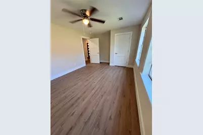 118 Clover Street, Lake Jackson, TX 77566 - Photo 19