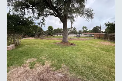 118 Clover Street, Lake Jackson, TX 77566 - Photo 27