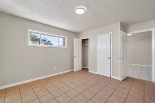 302 W Shaw Ave, Pasadena, TX 77506 - Photo 5
