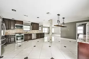 6833 Concho St, Houston, TX 77074 - Photo 13