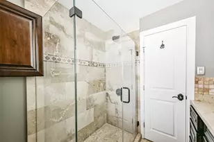 6833 Concho St, Houston, TX 77074 - Photo 5