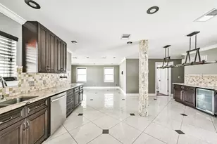 6833 Concho St, Houston, TX 77074 - Photo 15