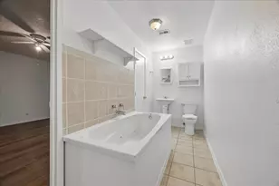 2114 Mockingbird Ln, La Porte, TX 77571 - Photo 11
