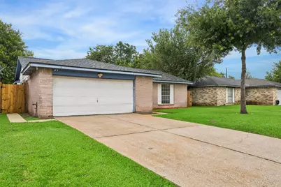 2114 Mocking Bird Lane, La Porte, TX 77571 - Photo 3