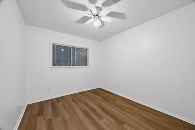 2114 Mocking Bird Lane, La Porte, TX 77571 - Photo 9