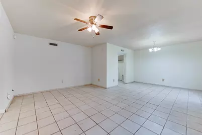 15702 Mendocino Drive, Houston, TX 77051 - Photo 5