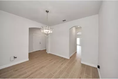 7925 Diamond Oak Drive, Texas City, TX 77591 - Photo 5