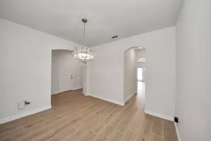 7925 Diamond Oak Dr, Texas City, TX 77591 - Photo 5