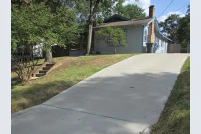 1309 14th Street, Huntsville, TX 77340 - Photo 3