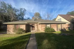 4306 Saratoga Dr, Houston, TX 77088 - Photo 3