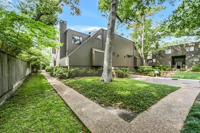 296 Litchfield Lane, Houston, TX 77024 - Photo 23