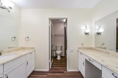 296 Litchfield Lane, Houston, TX 77024 - Photo 13