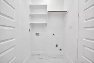 2408 Lorraine St, Houston, TX 77026 - Photo 33