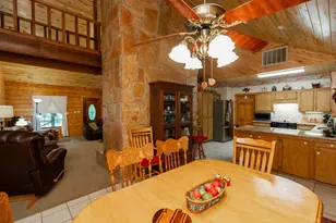 4864 Hob Warren Rd, Sour Lake, TX 77659 - Photo 9