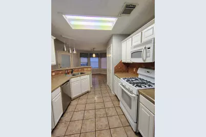 3443 Shore Shadows Drive, Crosby, TX 77532 - Photo 9