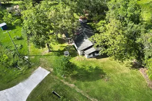 1203 County Rd 677, Brazoria, TX 77422 - Photo 9