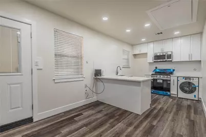 6003 De Moss Drive, Houston, TX 77081 - Photo 23