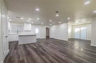 6003 De Moss Dr, Houston, TX 77081 - Photo 5
