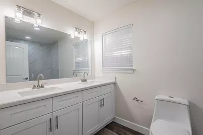 6003 De Moss Drive, Houston, TX 77081 - Photo 15