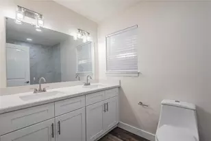 6003 De Moss Dr, Houston, TX 77081 - Photo 15