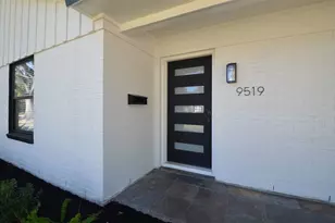 9519 Fairdale Ln, Houston, TX 77063 - Photo 5