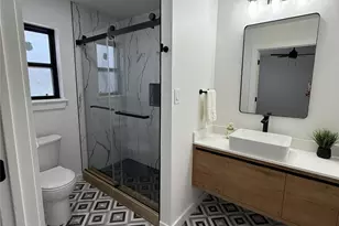 9519 Fairdale Ln, Houston, TX 77063 - Photo 21