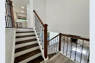 2047 Aspen Glade Drive, Houston, TX 77339 - Photo 5