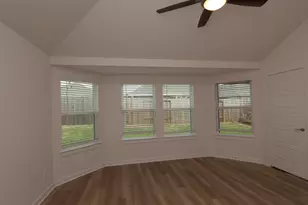 727 Hackberry Br Ct, Magnolia, TX 77354 - Photo 5