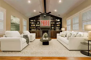 2219 Columbia St, Houston, TX 77008 - Photo 5