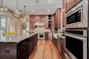 2219 Columbia St, Houston, TX 77008 - Photo 13