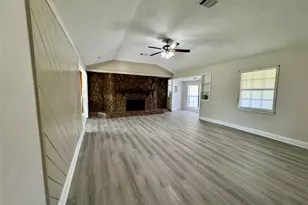 827 Becker St, Channelview, TX 77530 - Photo 9