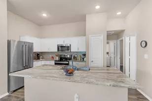 121 Dove Landing Ct, Navasota, TX 77868 - Photo 13