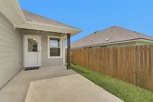 121 Dove Landing Ct, Navasota, TX 77868 - Photo 25