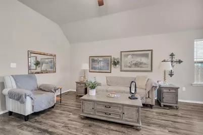 121 Dove Landing Court, Navasota, TX 77868 - Photo 9