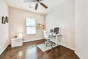 1321 Laird St, Houston, TX 77008 - Photo 15