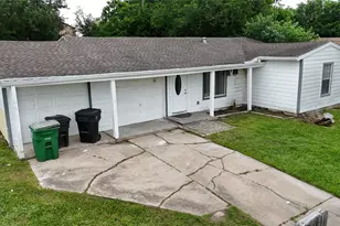 5103 Willow Glen Dr, Houston, TX 77033 - Photo 5
