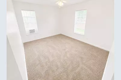 5103 Willow Glen Drive, Houston, TX 77033 - Photo 17