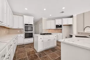 3610 Forest Row Dr, Houston, TX 77345 - Photo 9