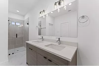 2818 Peacock Green Way, Houston, TX 77047 - Photo 27