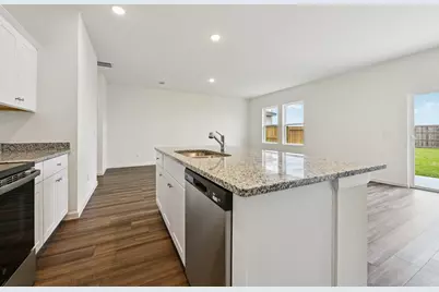 10306 Magnol Wood Drive, Houston, TX 77016 - Photo 3