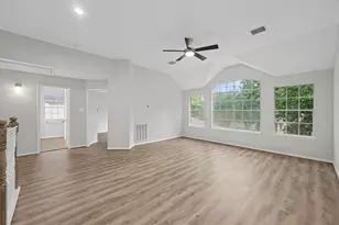 23 Tender Violet Pl, The Woodlands, TX 77381 - Photo 31