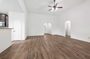 7623 Daisy Port Ln, Conroe, TX 77304 - Photo 13