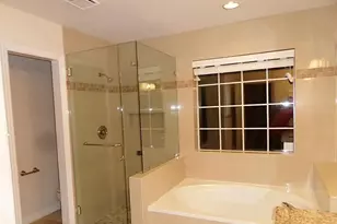210 N Dreamweaver Cir, The Woodlands, TX 77380 - Photo 9