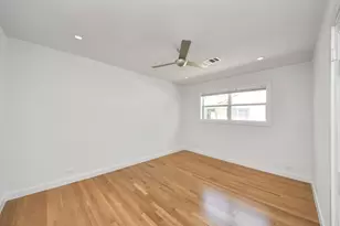 7610 Highmeadow Dr, Houston, TX 77063 - Photo 17