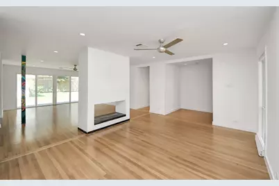 7610 Highmeadow Drive, Houston, TX 77063 - Photo 15