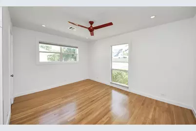 7610 Highmeadow Drive, Houston, TX 77063 - Photo 35