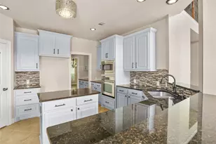 28902 Davenport Dr, Katy, TX 77494 - Photo 9