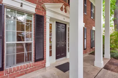 10 E Stony Bridge Circle, The Woodlands, TX 77381 - Photo 3
