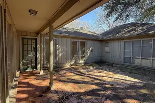 14307 Burgoyne Rd, Houston, TX 77077 - Photo 31